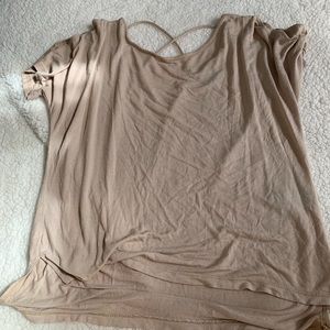 Beige forever 21 women’s t-shirt